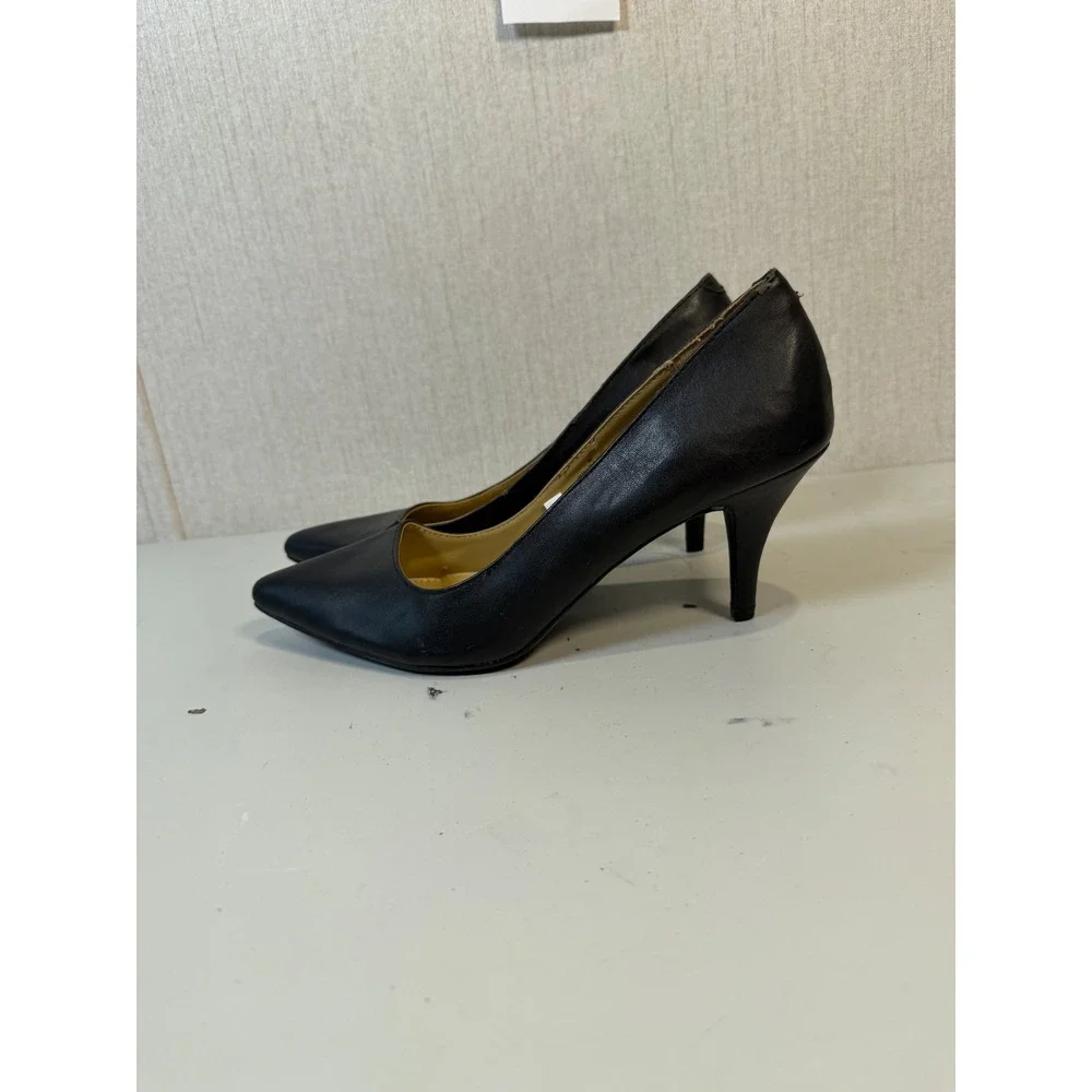 Merona Black Classic Pointed‎ Toe Kitten Heel Pumps – Size 8.5 capsule timeless